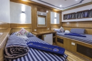 Golden DolphinII cabin